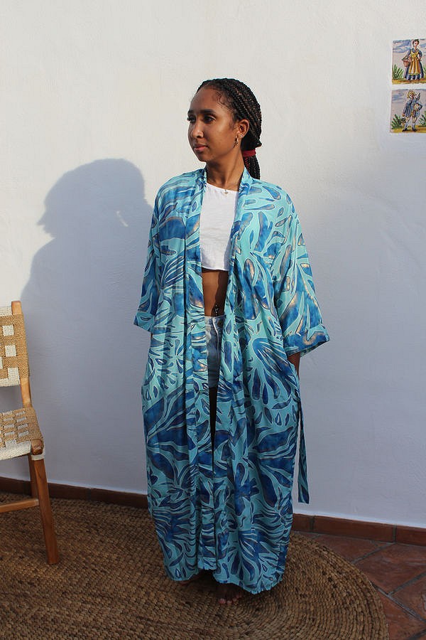 Kimonos & Caftanes 